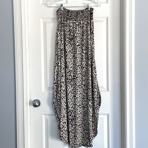 Leopard print maxi skirt
